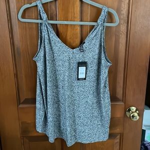 Maternity tank top - brand new - size 8